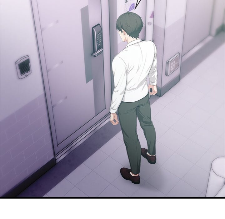 under-her-desk-chap-18-36